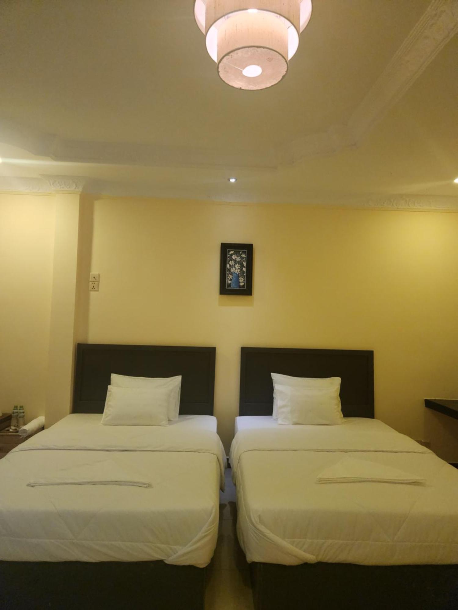 Soma Hotel Phnom Penh Esterno foto